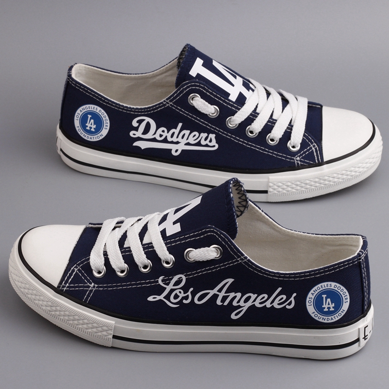 Women's Los Angeles Dodgers Repeat Print Low Top Sneakers 002